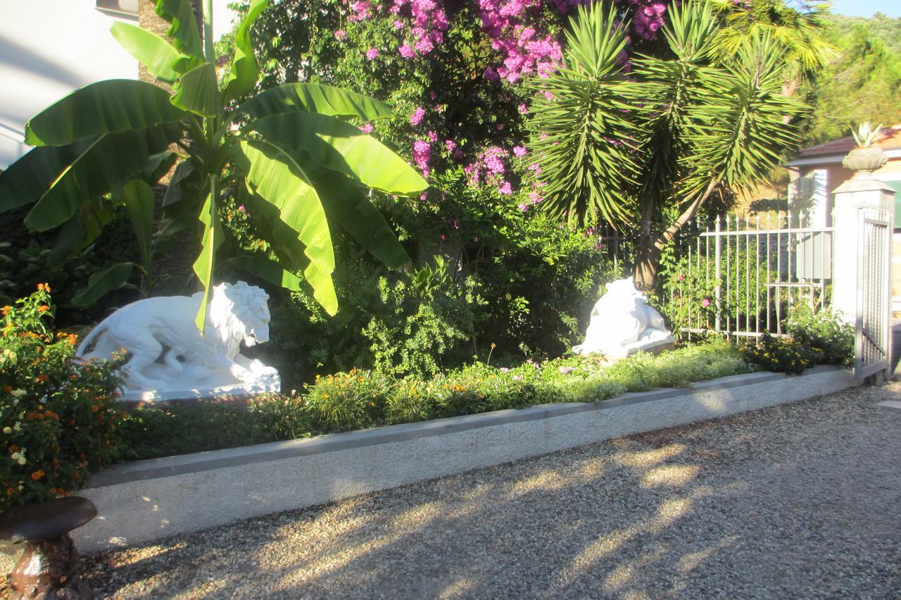 מונליה Villa Argentina מראה חיצוני תמונה